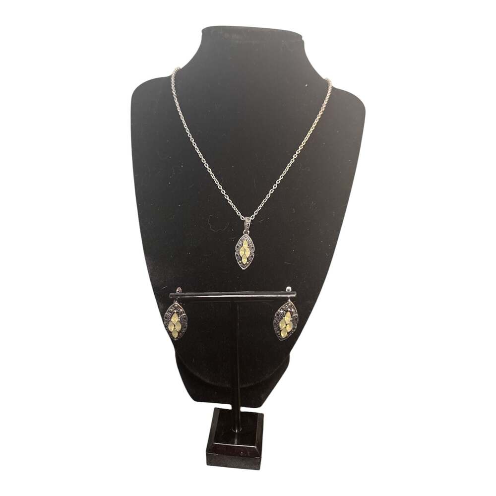 Vintage Style Marquise Drop Necklace and Earring Set with Yellow stones